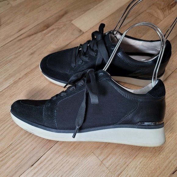Louise et Cie Lo-Berlena Black Sneakers - Picture 6 of 10